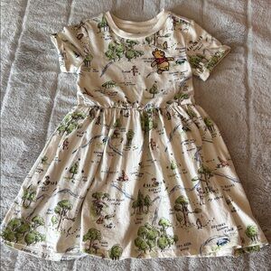 Girls/Toddler Winnie the Pooh Map Print Dress with Embroidered Pooh Bear, size 4